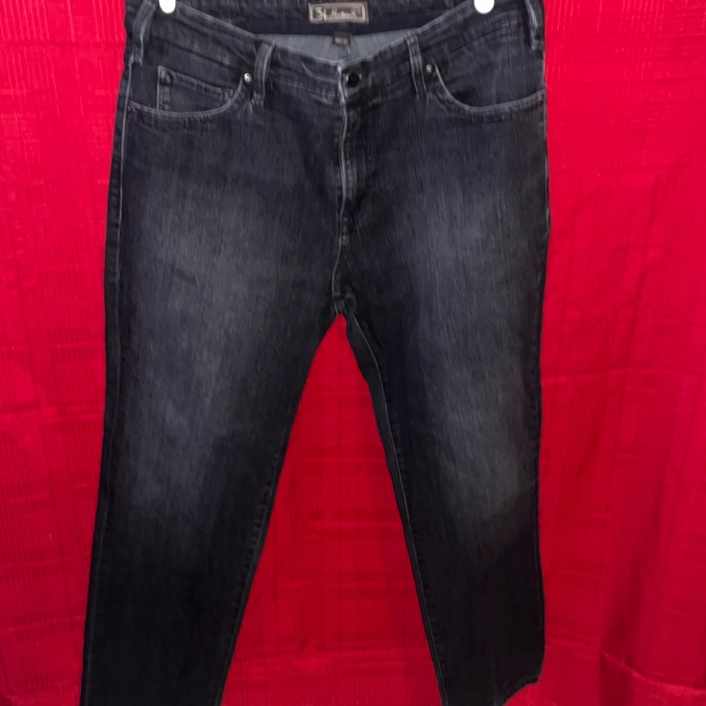Men’s Size ( 40 / 32 ) 34 HERITAGE JEANS